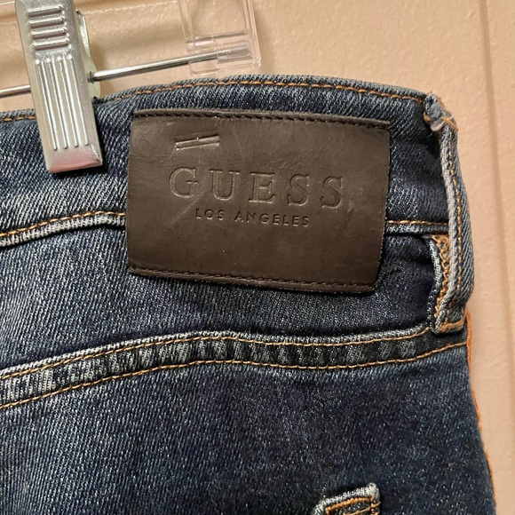 GUESS Men’s Distressed Utility Fit Denim Jeans. Sz 38X32. - Picture 6 of 9
